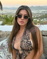 Escorts Madrid, Spain VALENTINA MCKENZIE