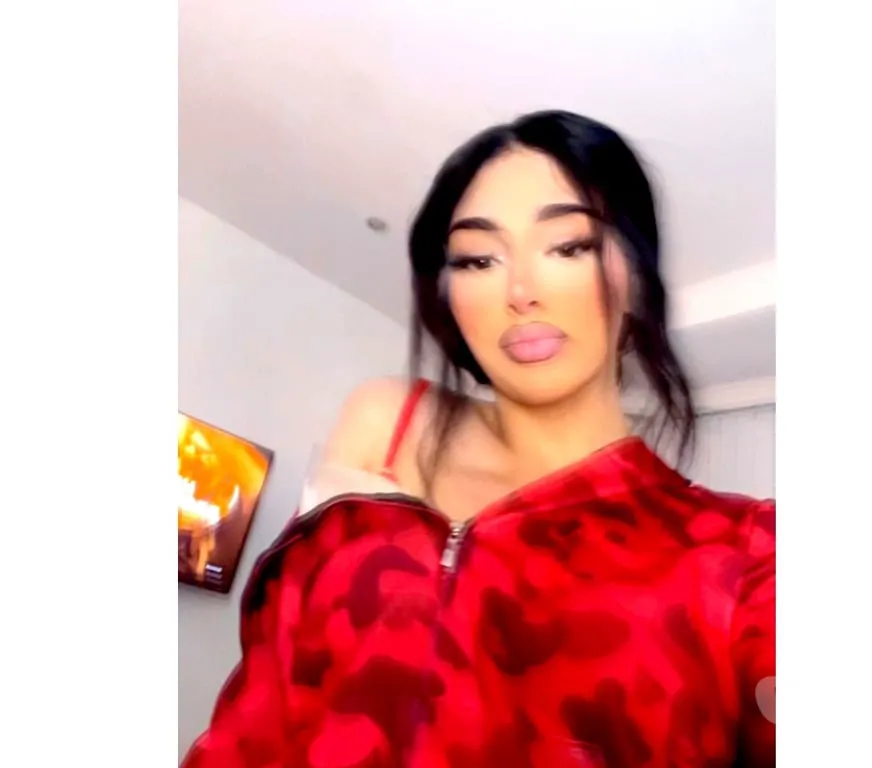 Escorts Luton, England Aysha in Lu1 ,for a few days xoxo