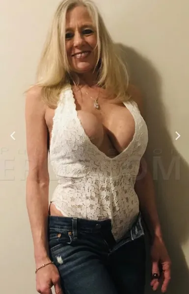 Escorts Philadelphia, Pennsylvania LOGAN INDEPENDENT