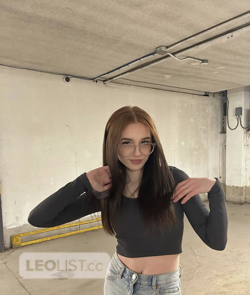 Escorts Victoria, British Columbia VIRGIN STUDENT