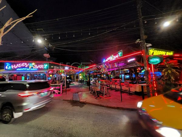 Beer Bar / Go-Go Bar Ko Samui, Thailand Happy Bar