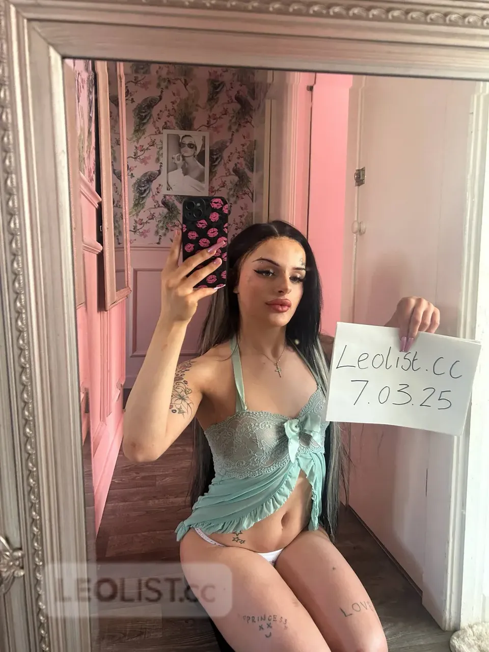 Escorts Mississauga, Ontario roxi