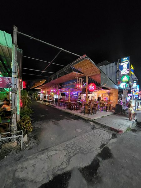 Freelance Bar Ko Samui, Thailand Ark Store Bar