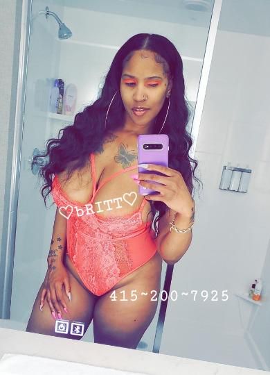 Escorts Chicago, Illinois 💛🍭tHE sAN fRANCISCO tREAT🌈🧁🌉 eXTREMELY bUSTY👙pRETTY~N~tALL💍gIRLFRIEND💘cOMPANION🍷/☎UP LATE🚙🌜