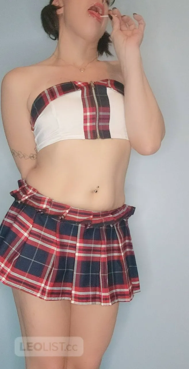 Escorts Red Deer, Alberta Genie