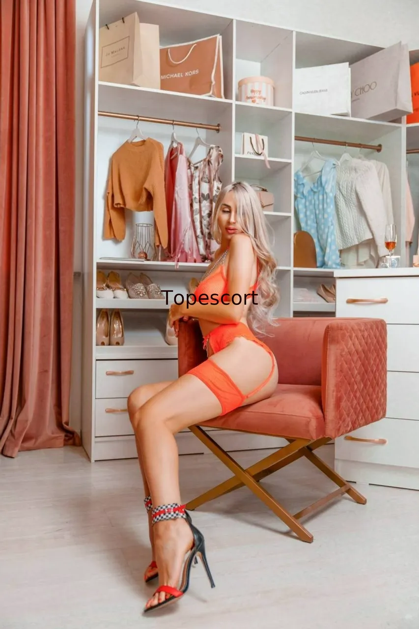 Escorts Shanghai, China Sonia