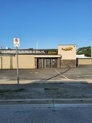 Strip Clubs Windsor, Ontario Leopards Lounge