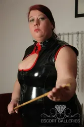 Escorts Hamm, Germany Madame Lillith