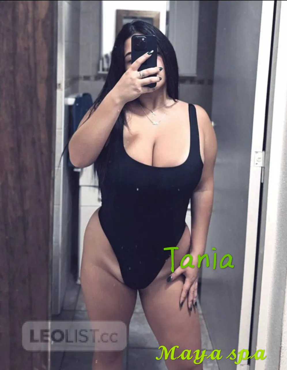 Escorts Montreal, Quebec MASHA,MAGGIE,CIOE,TANIA,D