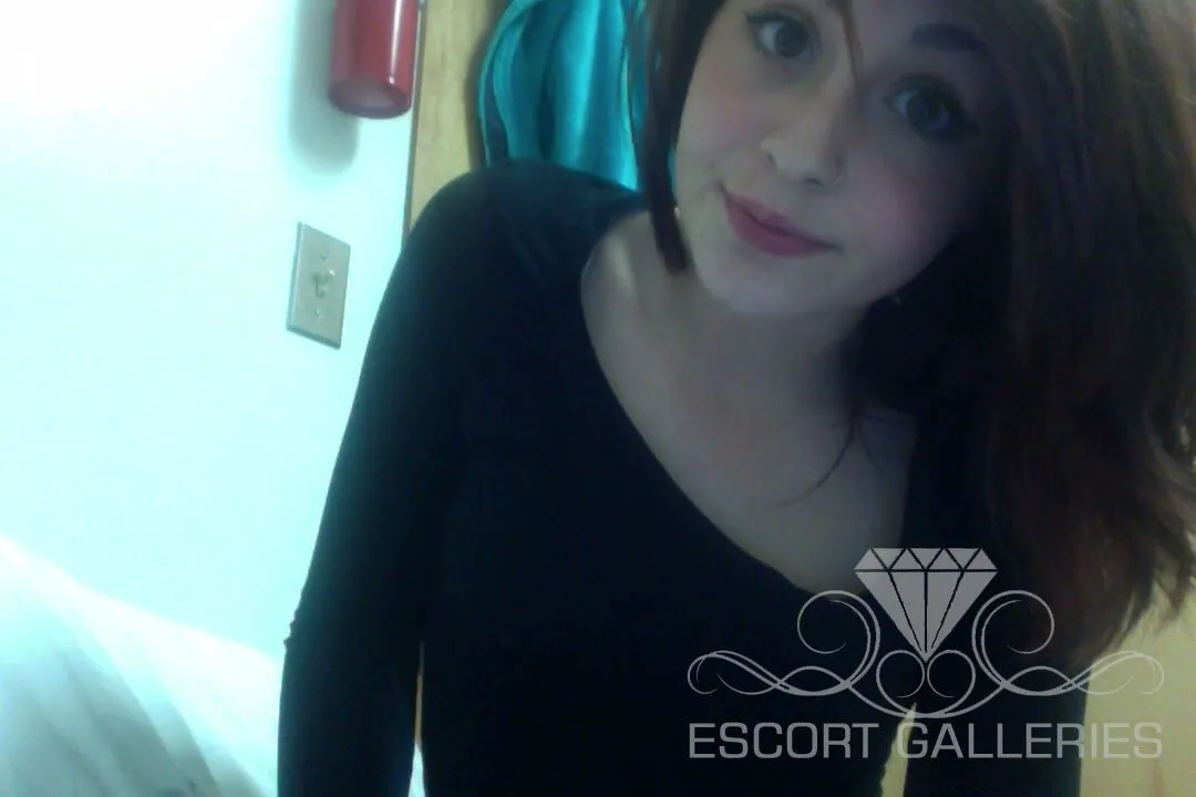 Escorts Berlin, Germany Laura