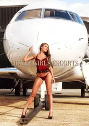 Escorts London, England (Natalia Escort in North London)