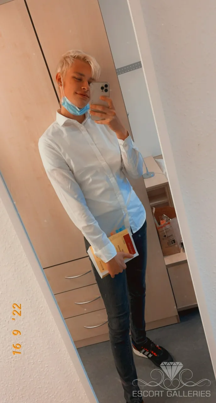 Escorts Wuppertal, Germany Dome