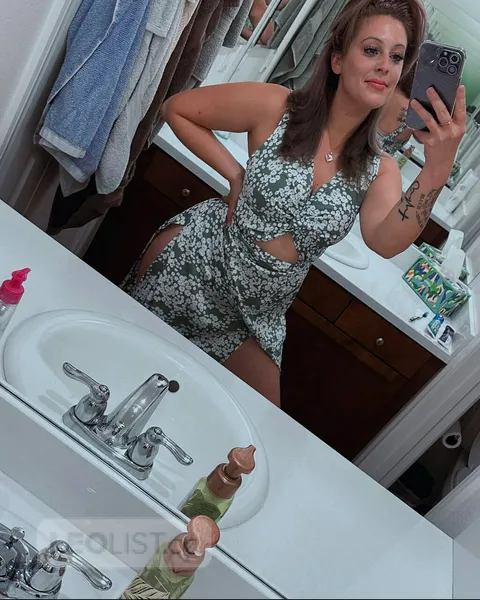 Escorts Medicine Hat, Alberta ML