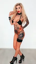 Escorts Munich, Germany Goddess Domina Charlize