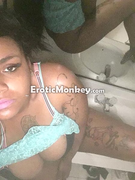 Escorts Cleveland, Ohio Mona