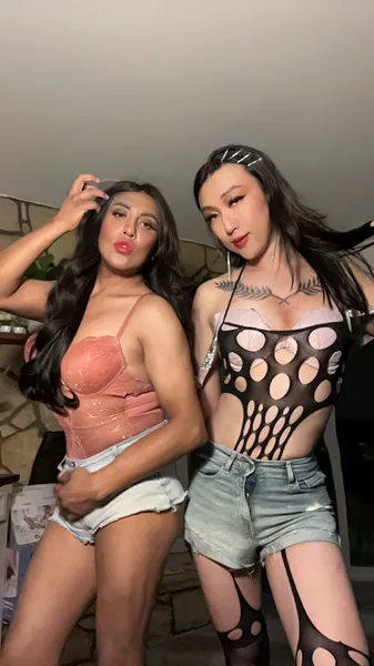 Escorts Long Beach, California Solo duo play asian