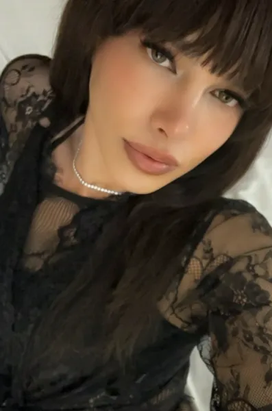 Escorts Costa Mesa, California Giaa