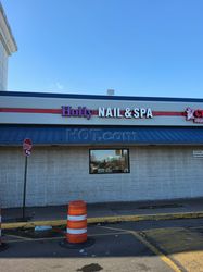 Massage Parlors Staten Island, New York Holly Nails and Spa