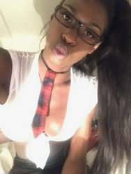 Escorts Fairfield, New York Shemale Shannon Pipes **Available Now** 10" FF Link In Ad