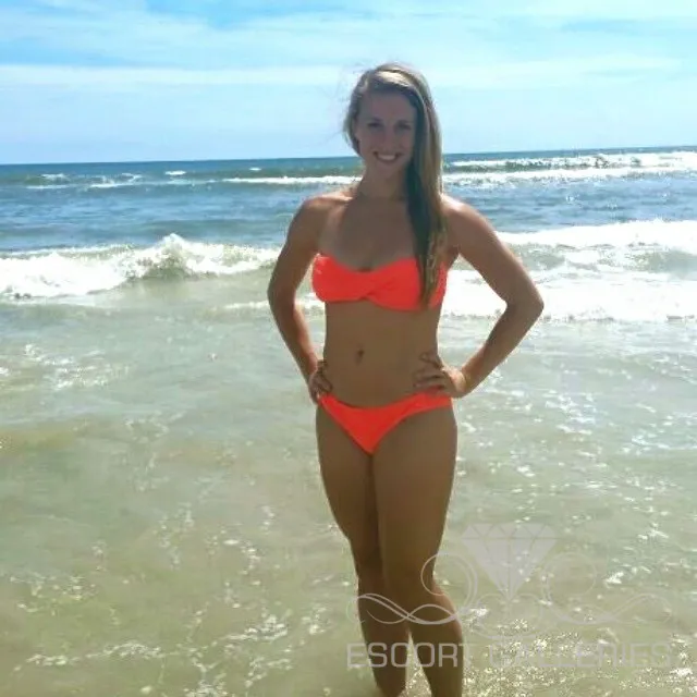 Escorts Denver, Colorado Skylar