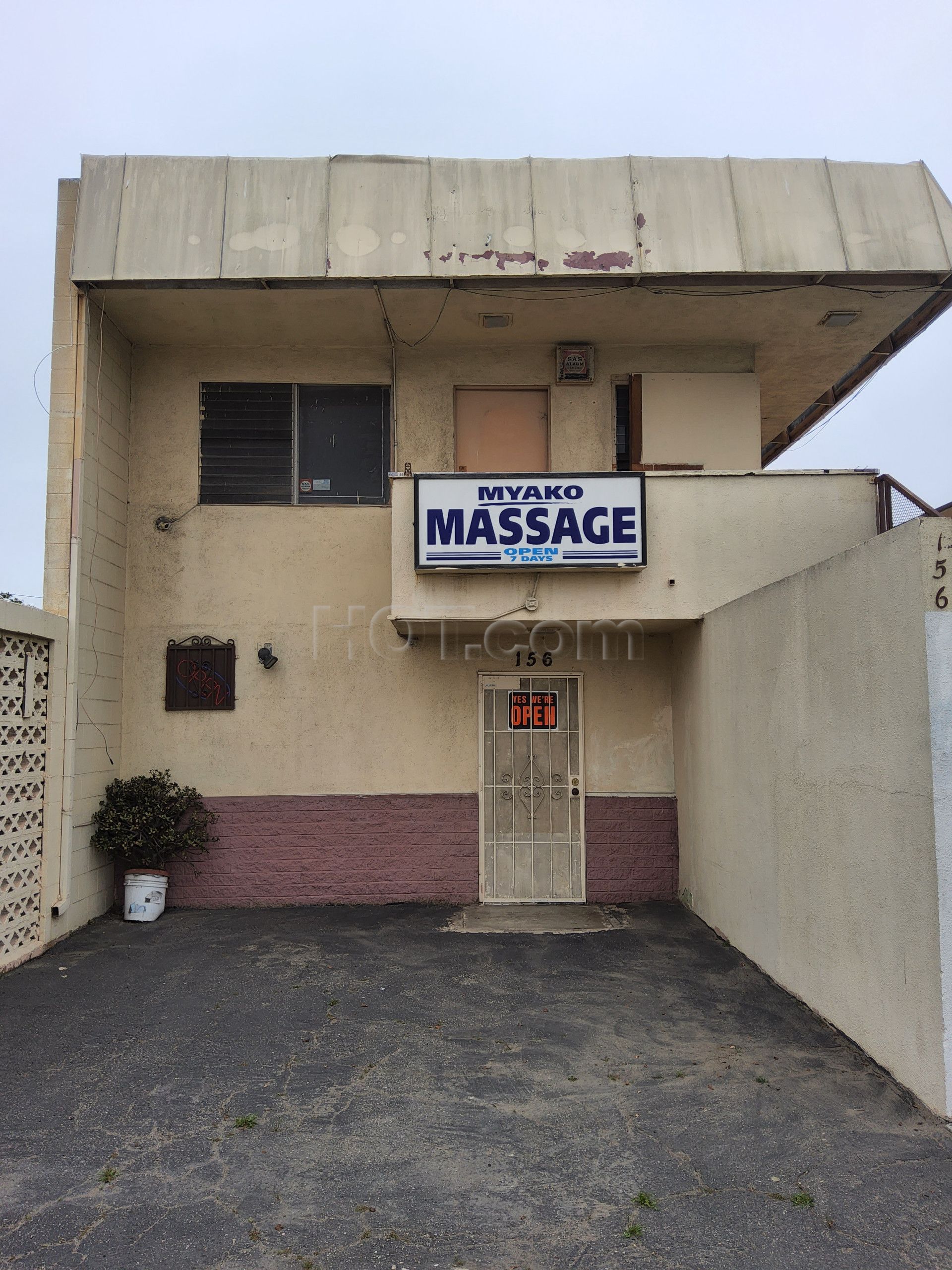 Oxnard, California Myako Massage