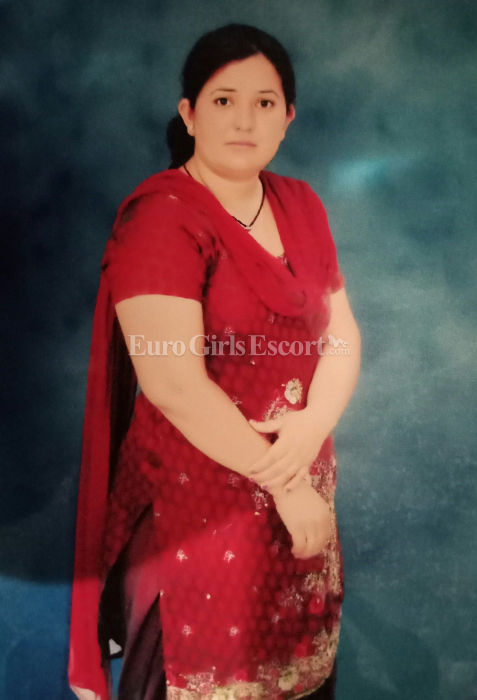 Escorts Ludhiana, India Ravina