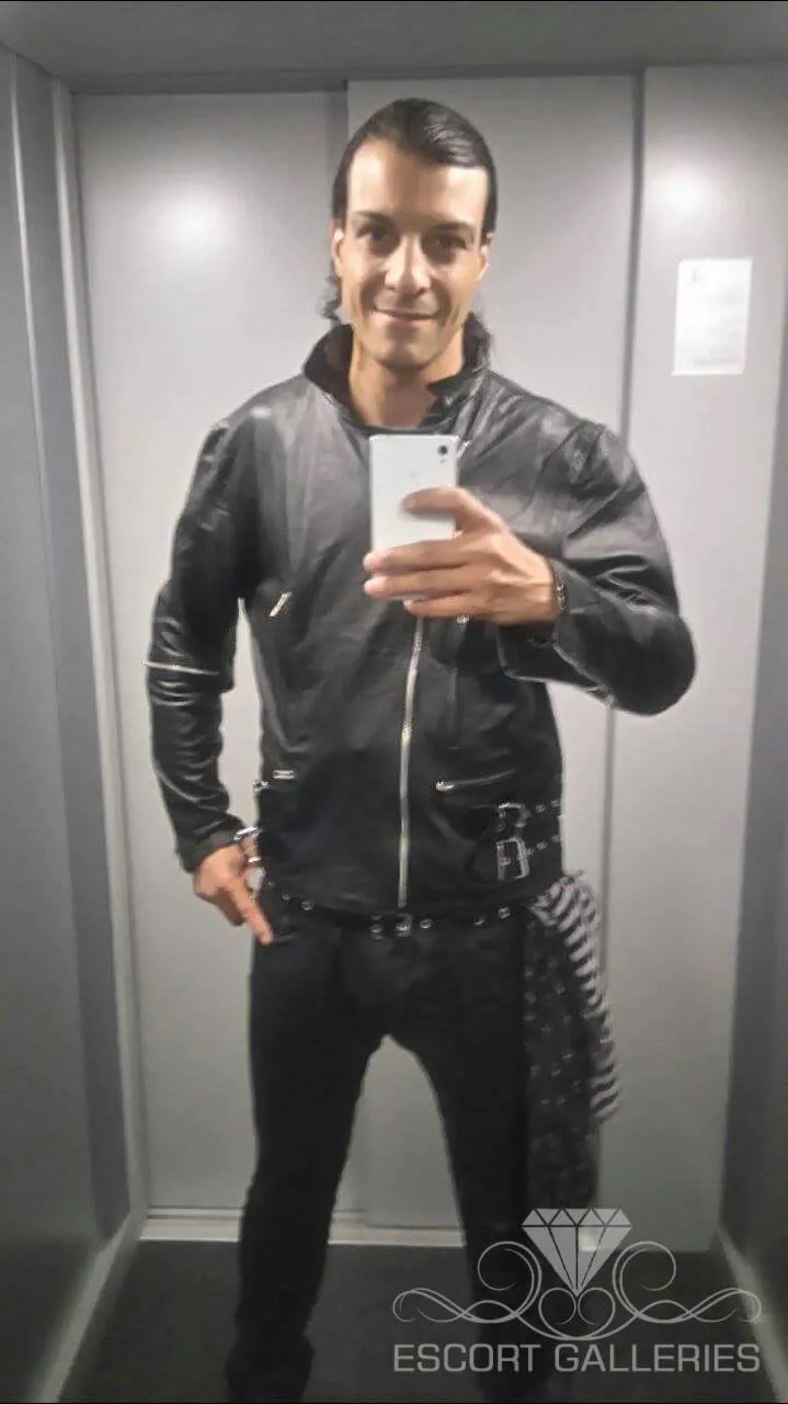 Escorts Hamburg, Germany Ahab