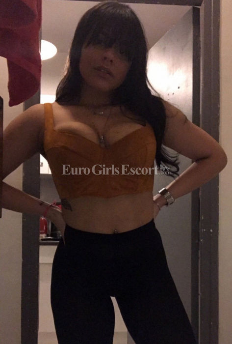 Escorts Colmar, France Anny