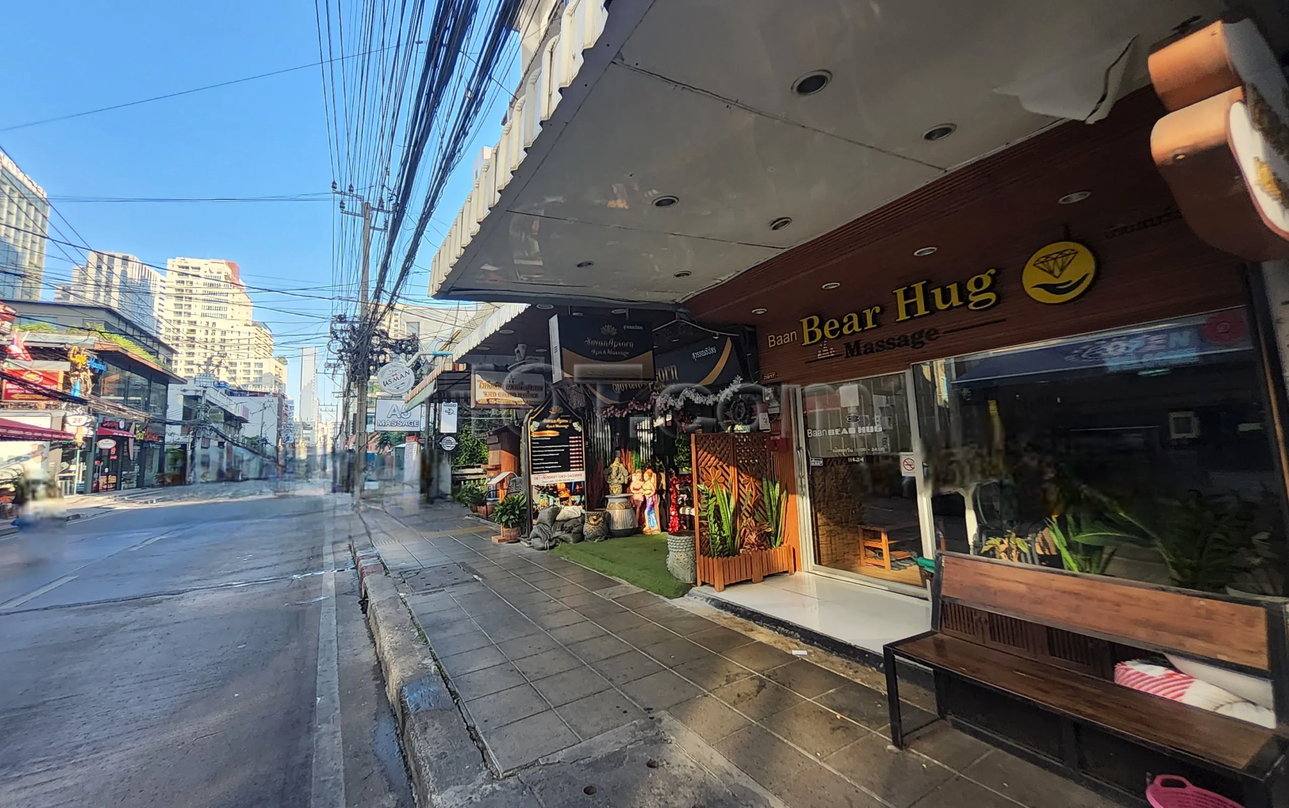 Bangkok, Thailand Bear Hug Massage