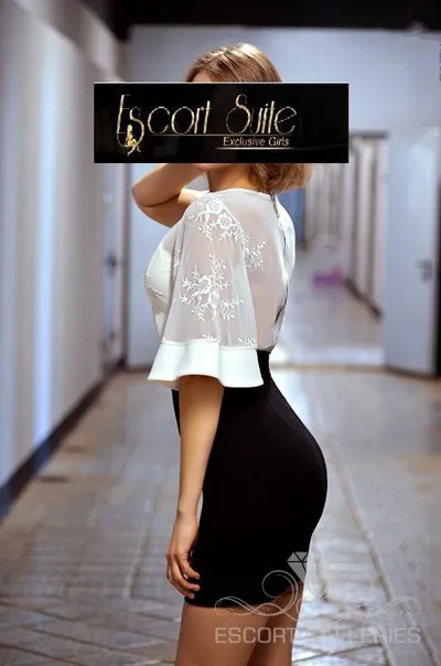 Escorts Dusseldorf, Germany Larisa