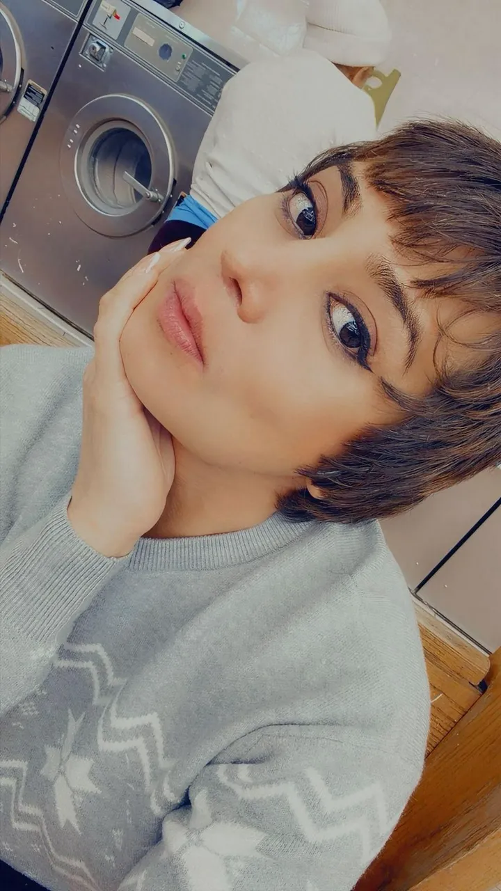 Escorts Long Island City, New York Westbury