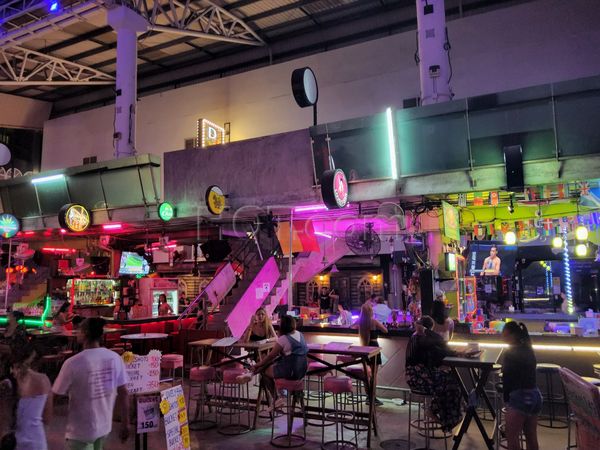 Beer Bar / Go-Go Bar Patong, Thailand Lovely Bar