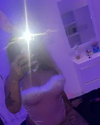 Escorts Quebec City, Quebec Angie
