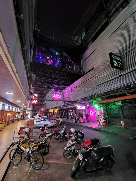 Beer Bar / Go-Go Bar Bangkok, Thailand Black Pagoda