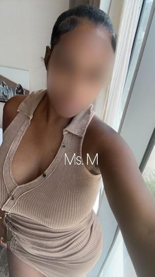 Escorts Maui, Hawaii 100 for 30 min Truly Adfordable & Addictive FBSM available from a sexy curvy elegant lady! 400-500 full (Visiting)