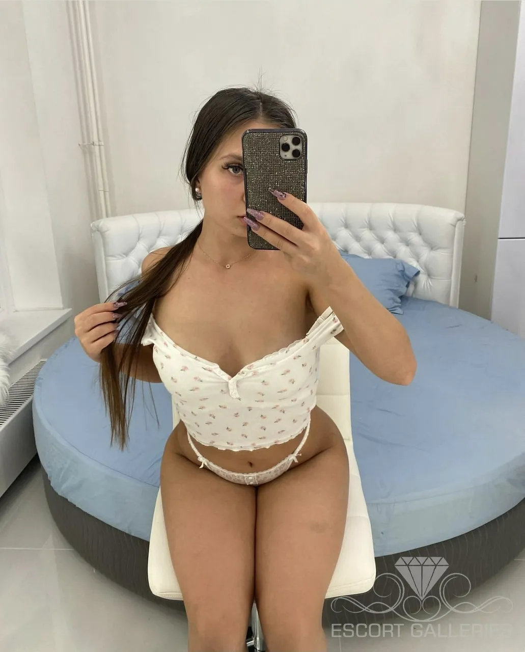 Escorts Marseille, France null