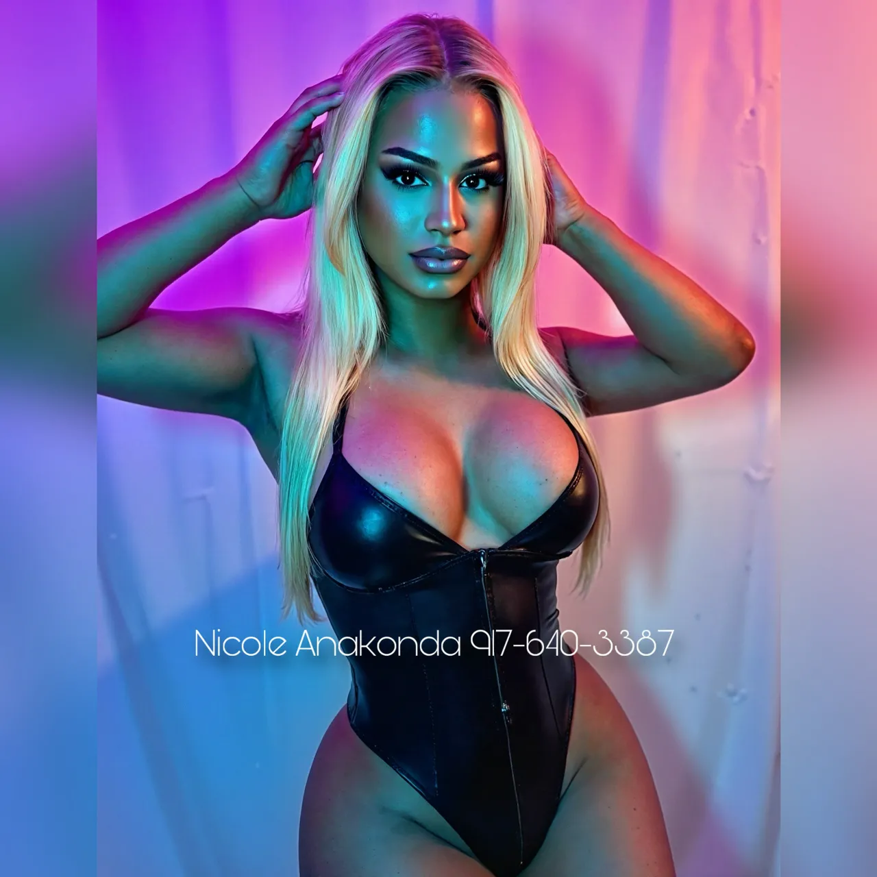 Escorts Manhattan, New York Nicole Anakonda