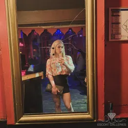 Escorts Berlin, Germany Lore29