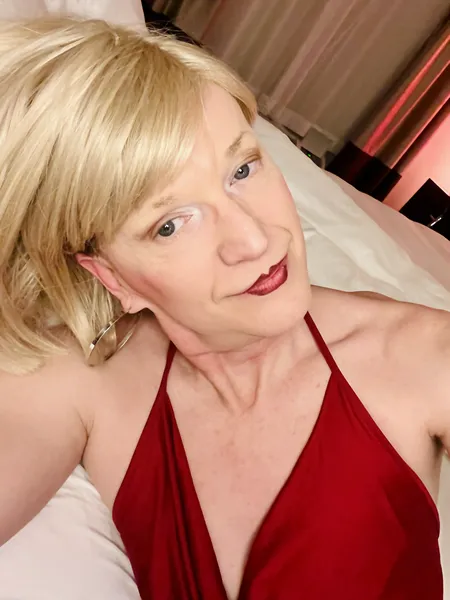 Escorts Providence, Rhode Island TV Suzy