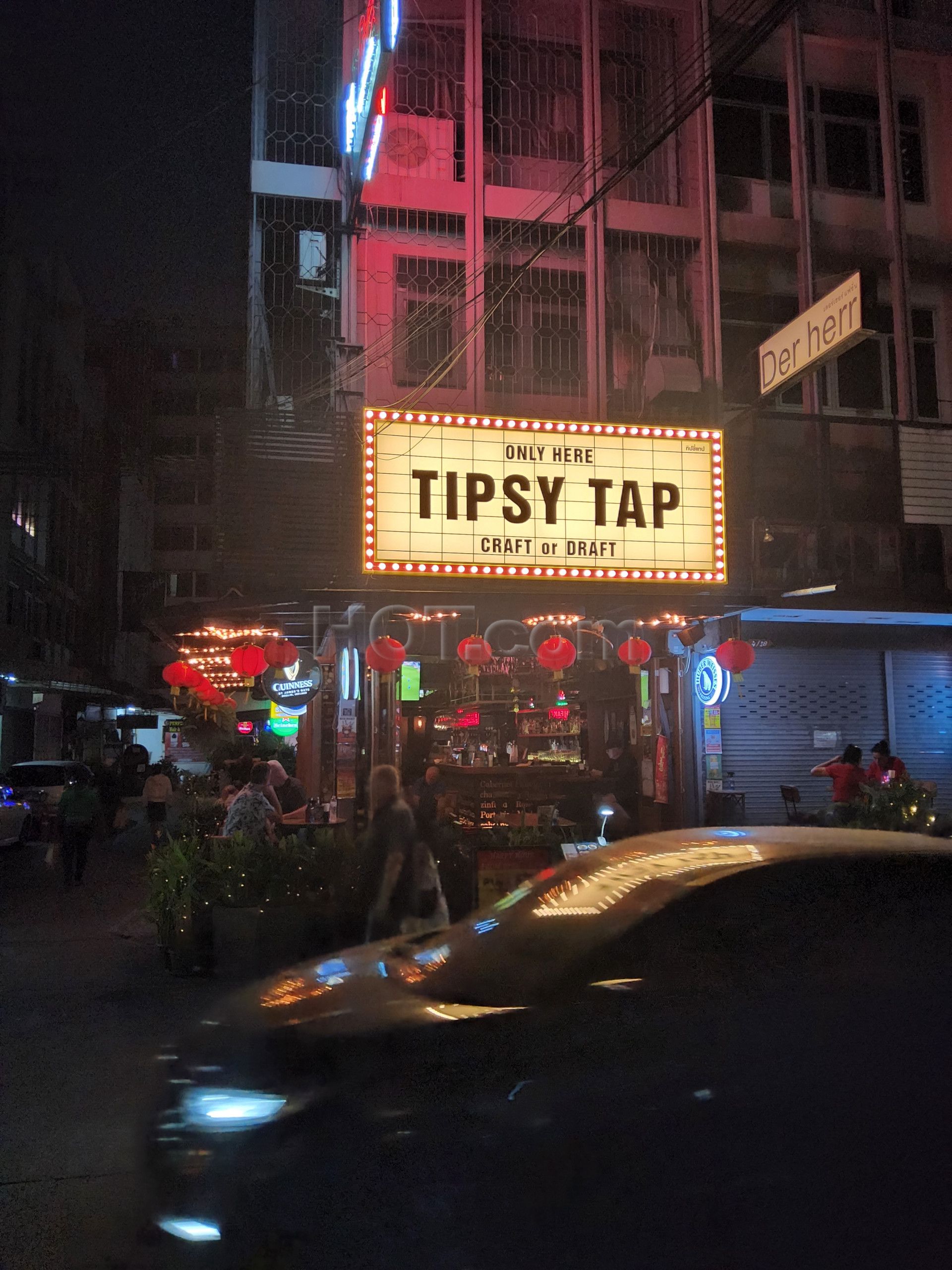 Bangkok, Thailand Tipsy Tap