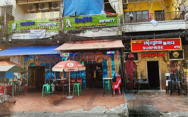 Beer Bar / Go-Go Bar Phnom Penh, Cambodia Infinity
