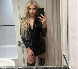 Escorts Brentford, England 🔥Alice — Brazilian Blonde TS
