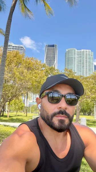Escorts Miami, Florida Francojanio