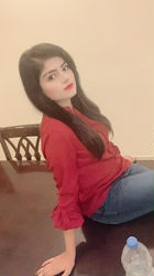 Escorts Abu Dhabi, United Arab Emirates Arzoo Indian Girl