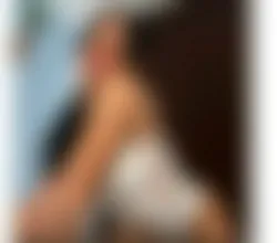 Escorts Thornton, England Hello, how are you? Nice to meet you Medeea kiss