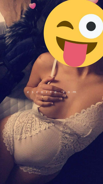 Escorts La Seyne-sur-Mer, France Lili espagnola