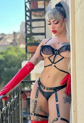 Escorts Paris, France Annarossy