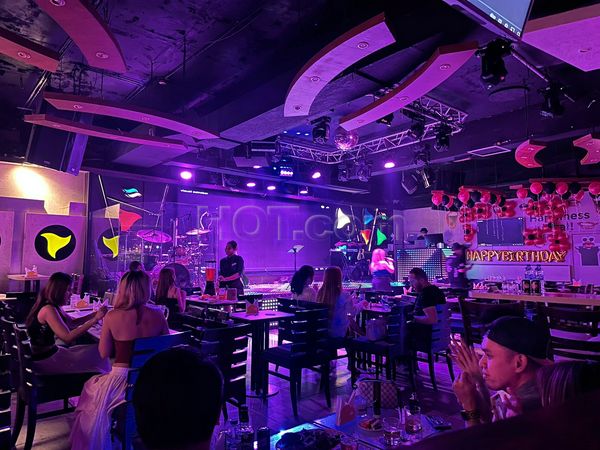 Night Clubs Dubai, United Arab Emirates Kitakits Kaffe & Club