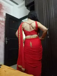Escorts Muscat, Oman Super Hot Mature Escort Girl Full Service