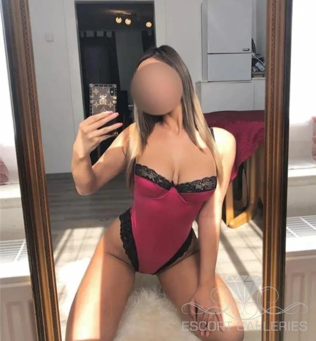 Escorts Koeln, Germany Maja